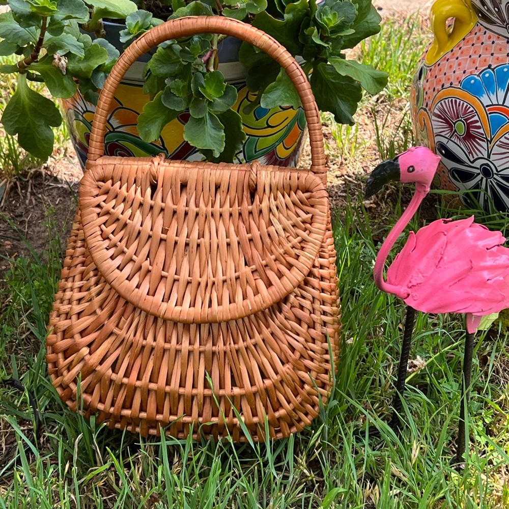 Custom Straw Purse
